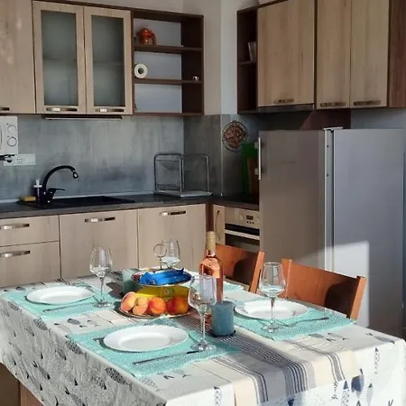 Lazur Flora Burgas *